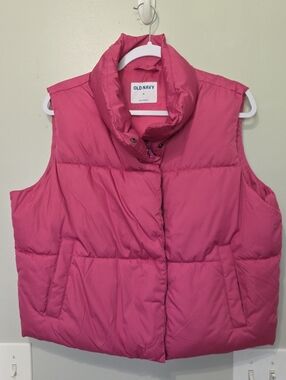 Old Navy Hot Pink Quilted Puffer Vest